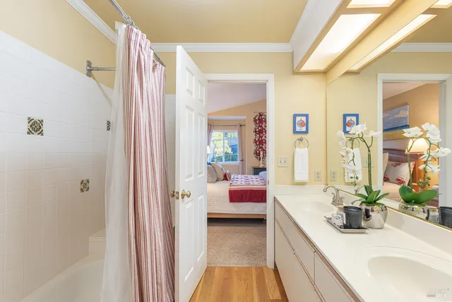 $849,000 | 8 Valley Club Circle, Napa, CA 94558