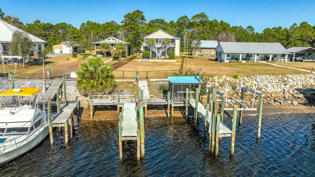 387 River Road Carrabelle, FL 32322 - Photo 3 of 57