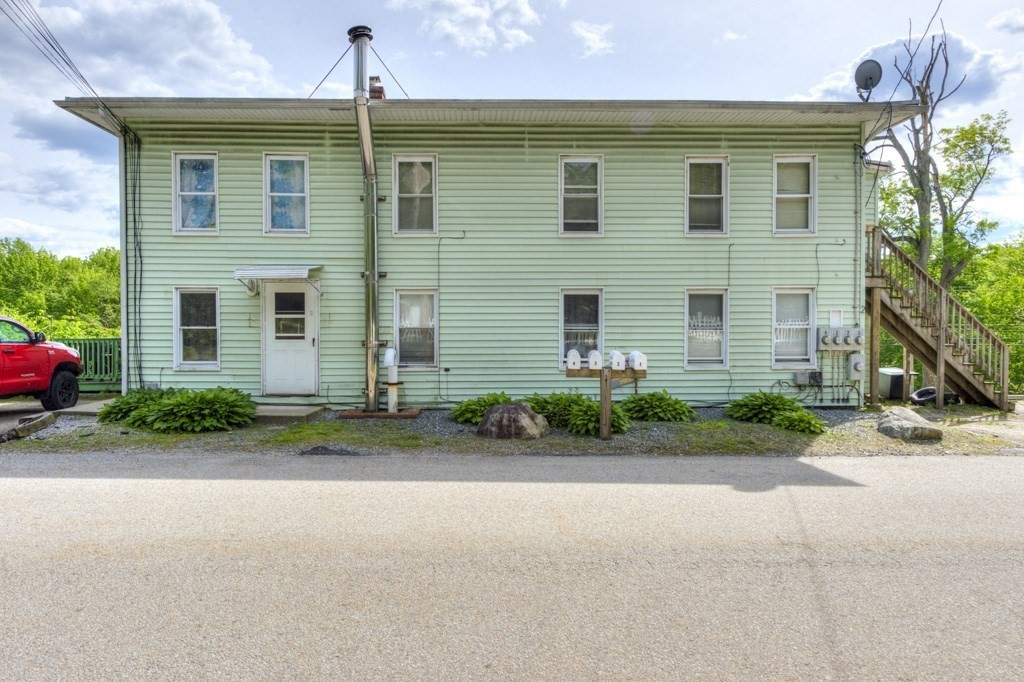 2 Depot Road Oxford, MA 01540 - Photo 1 of 36 Gallery Image 1