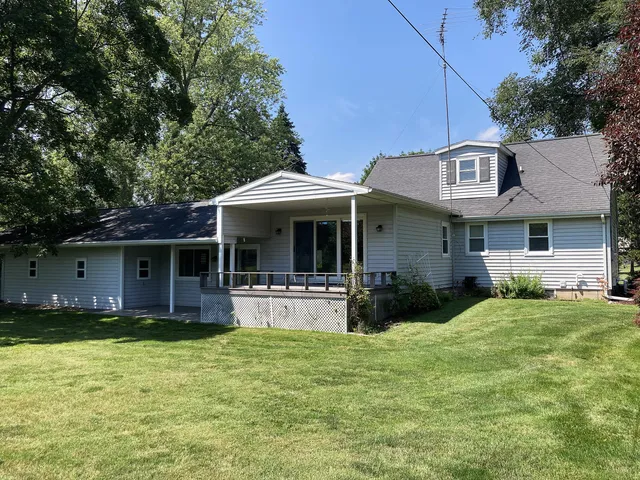 $269,000 | 503 West Gilson Street, Edmore, MI 48829