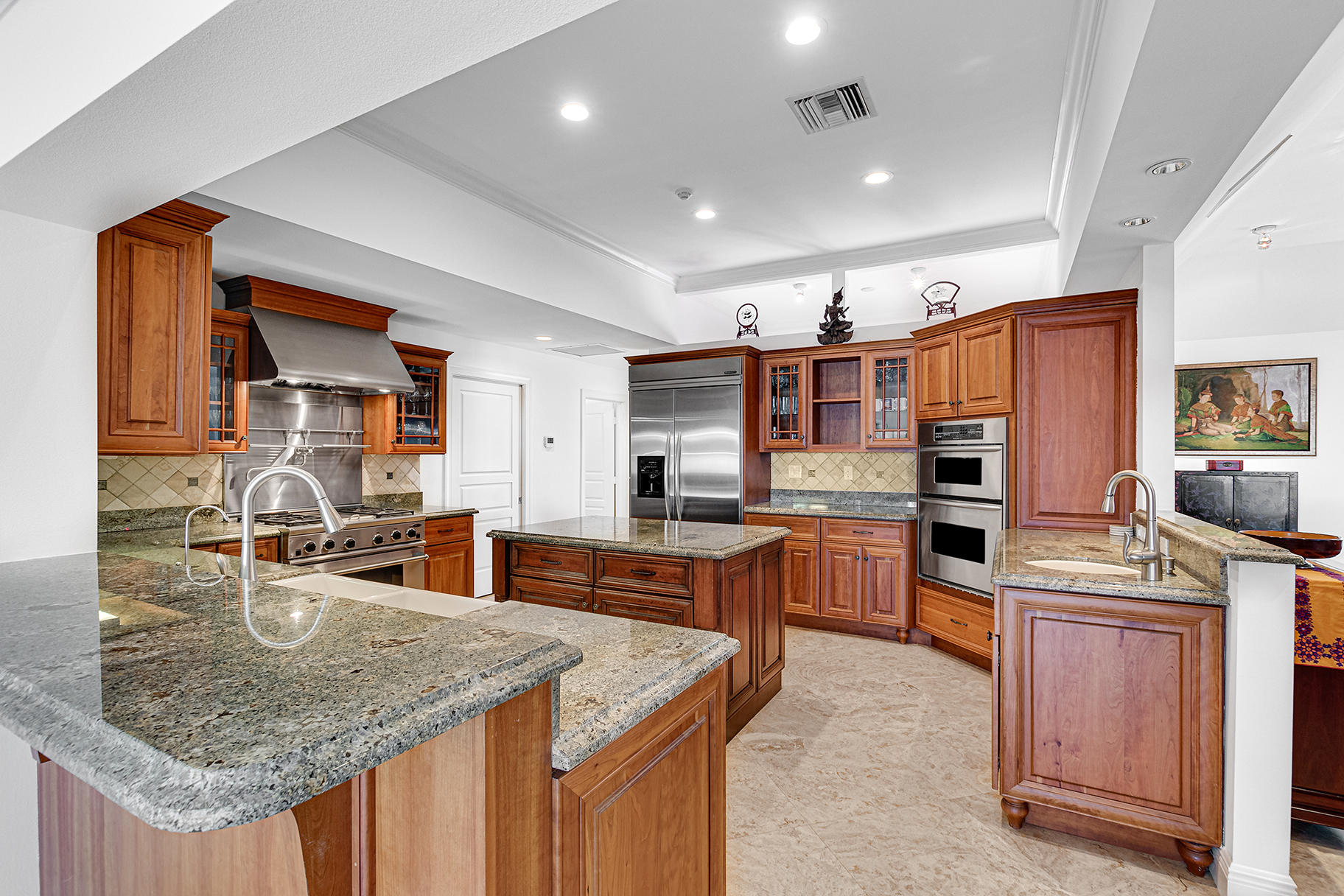 75 River Drive Tequesta, FL 33469 - Photo 20 of 42 kitchen