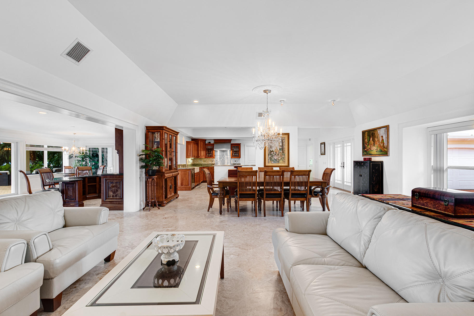 75 River Drive Tequesta, FL 33469 - Photo 28 of 42 living room
