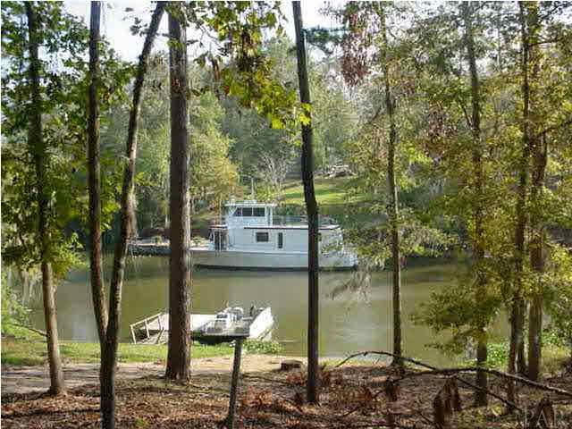 83 Lagoon Road Camden, AL 36726 - Photo 1 of 20