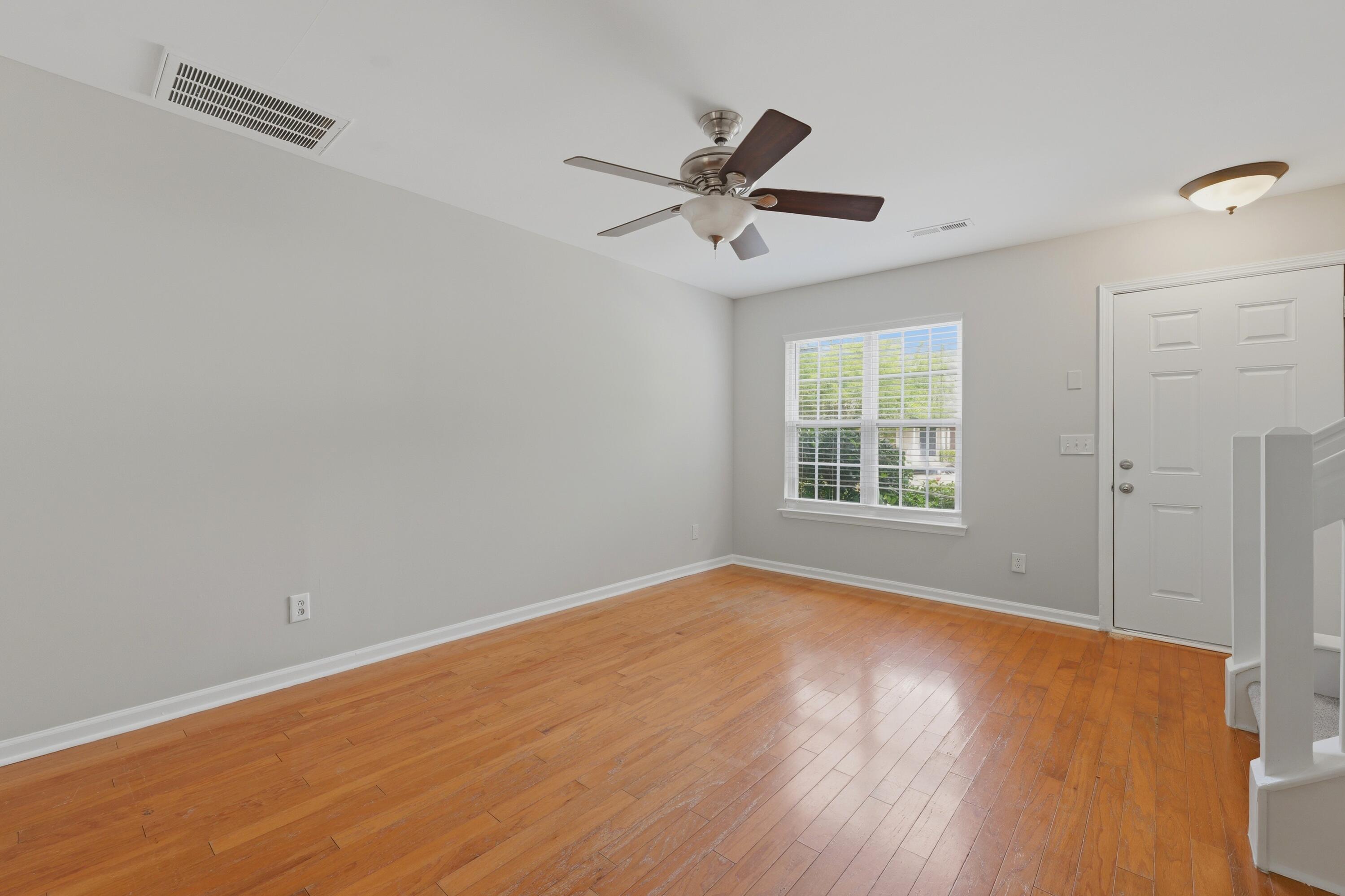 464 Doane Way Wando, SC 29492 - Photo 12 of 29 017_P1021624