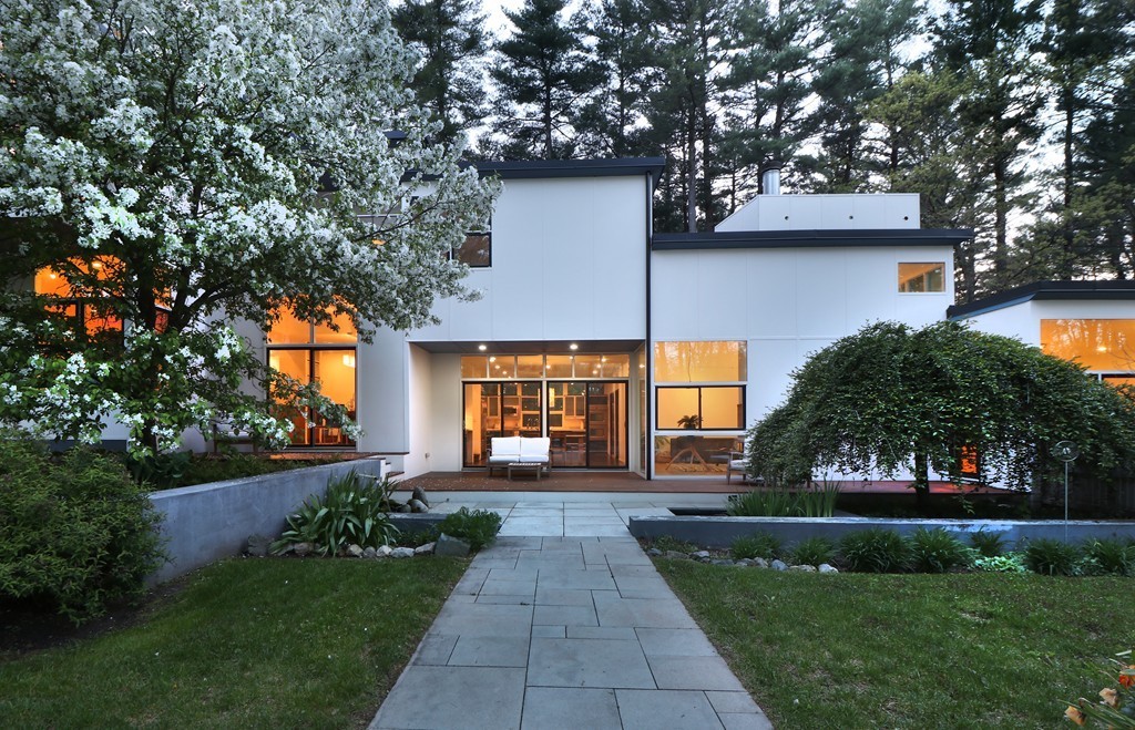 1 Hawk Hill Road Lincoln, MA 01773 - Photo 4 of 30