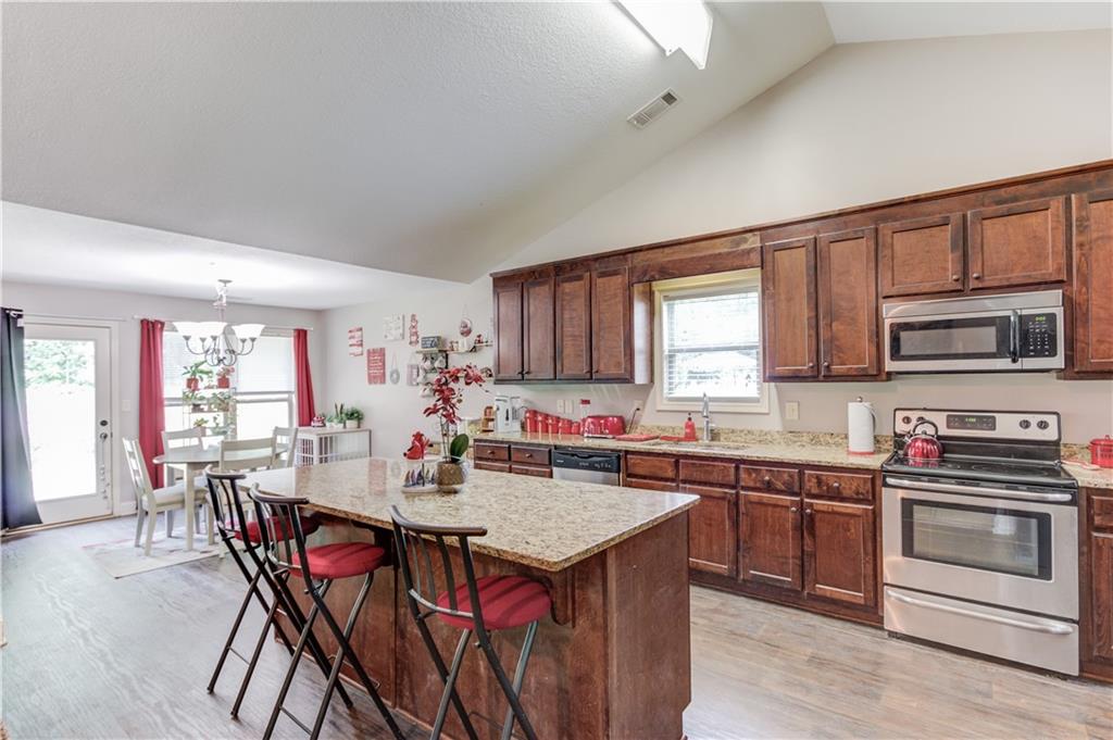154 Rolling Oaks Lane Colbert, GA 30628 - Photo 11 of 40