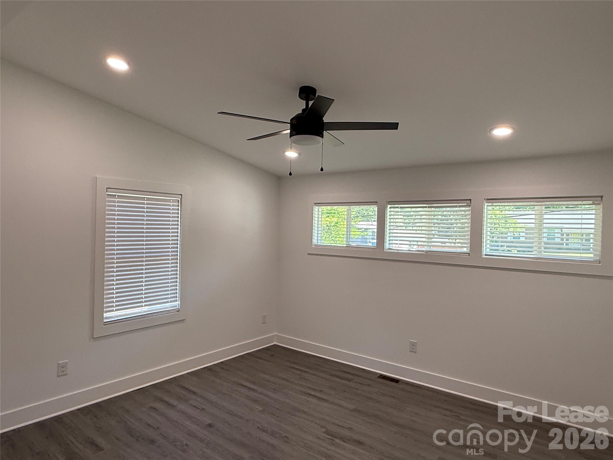 1139 Clanton Road Charlotte, NC 28217 - Photo 6 of 31