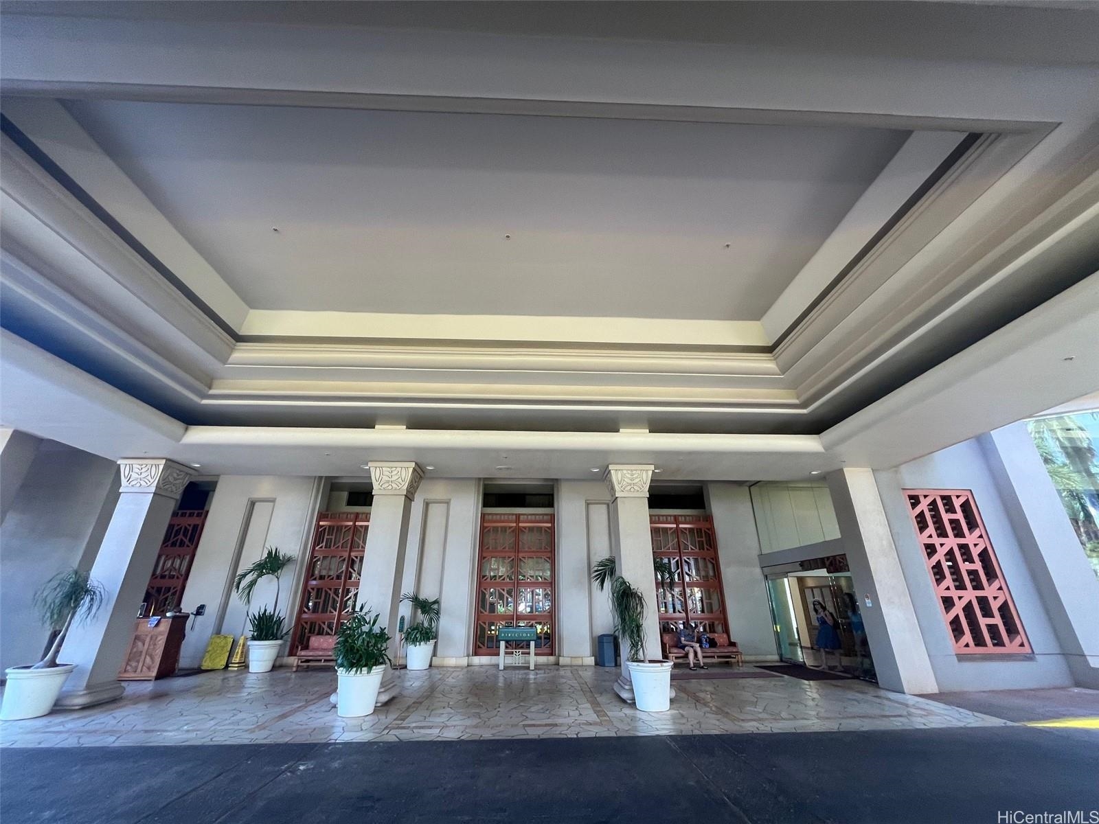 3445 Lower Honoapiilani Road, Unit 212 Lahaina, HI 96761 - Photo 11 of 39 a view of an entryway