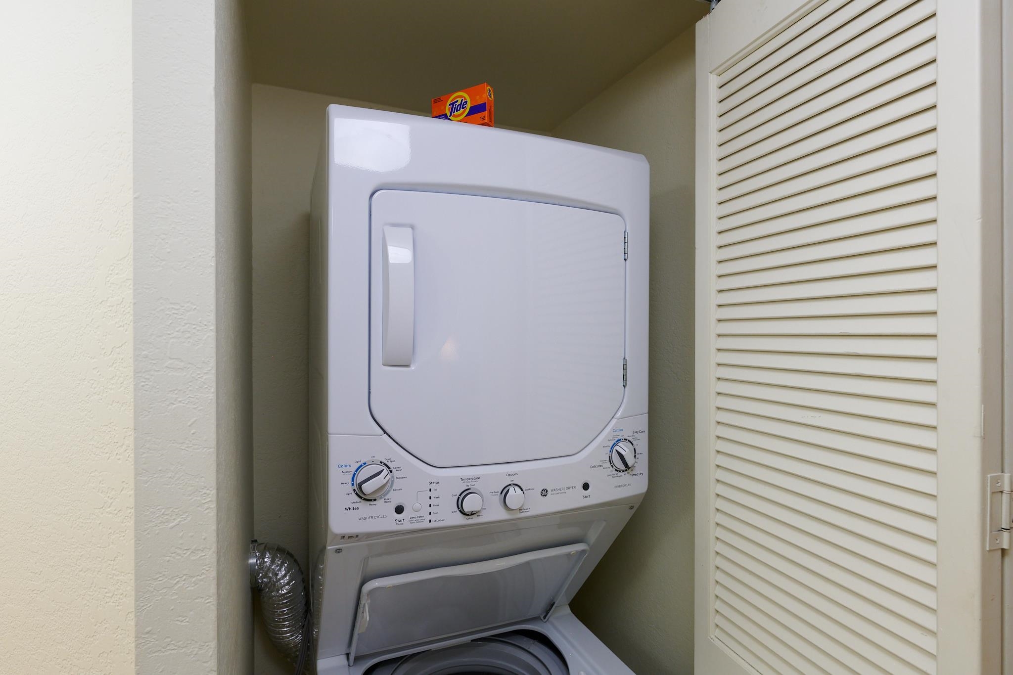 3445 Lower Honoapiilani Road, Unit 212 Lahaina, HI 96761 - Photo 33 of 39 a close up view of a washer and dryer