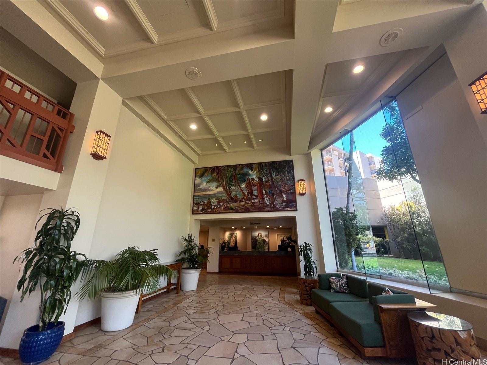 3445 Lower Honoapiilani Road, Unit 212 Lahaina, HI 96761 - Photo 10 of 39 a living room with furniture