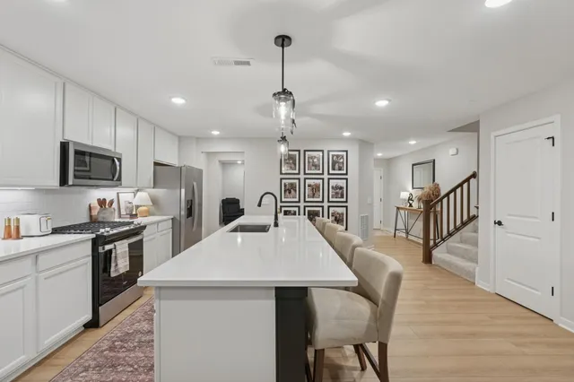 $519,000 | 6219 Highland Hills Lane South, Cottage Grove, MN 55016