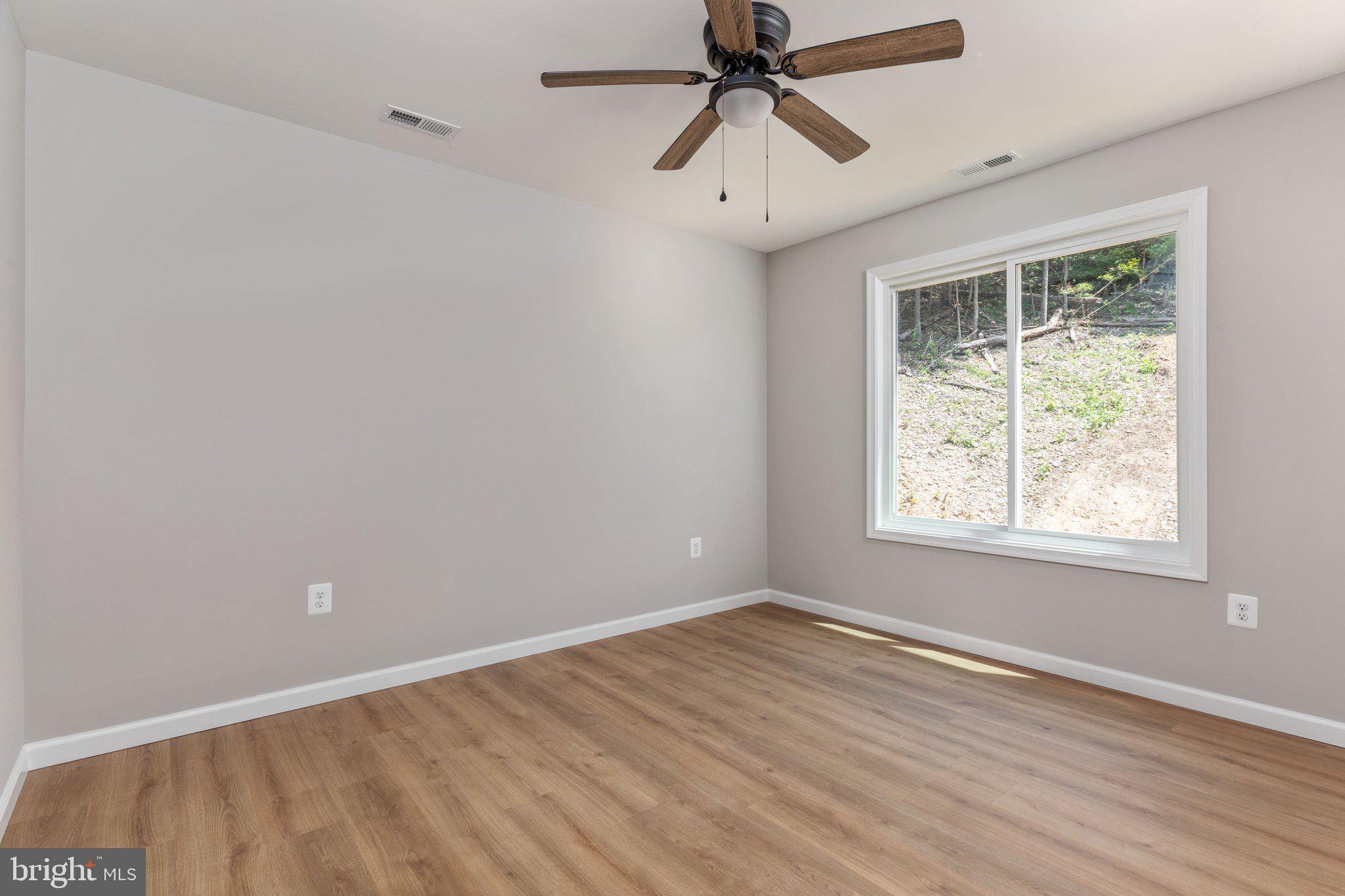 Drummer Hill Front Royal, VA 22630 - Photo 17 of 74 Photo Similar