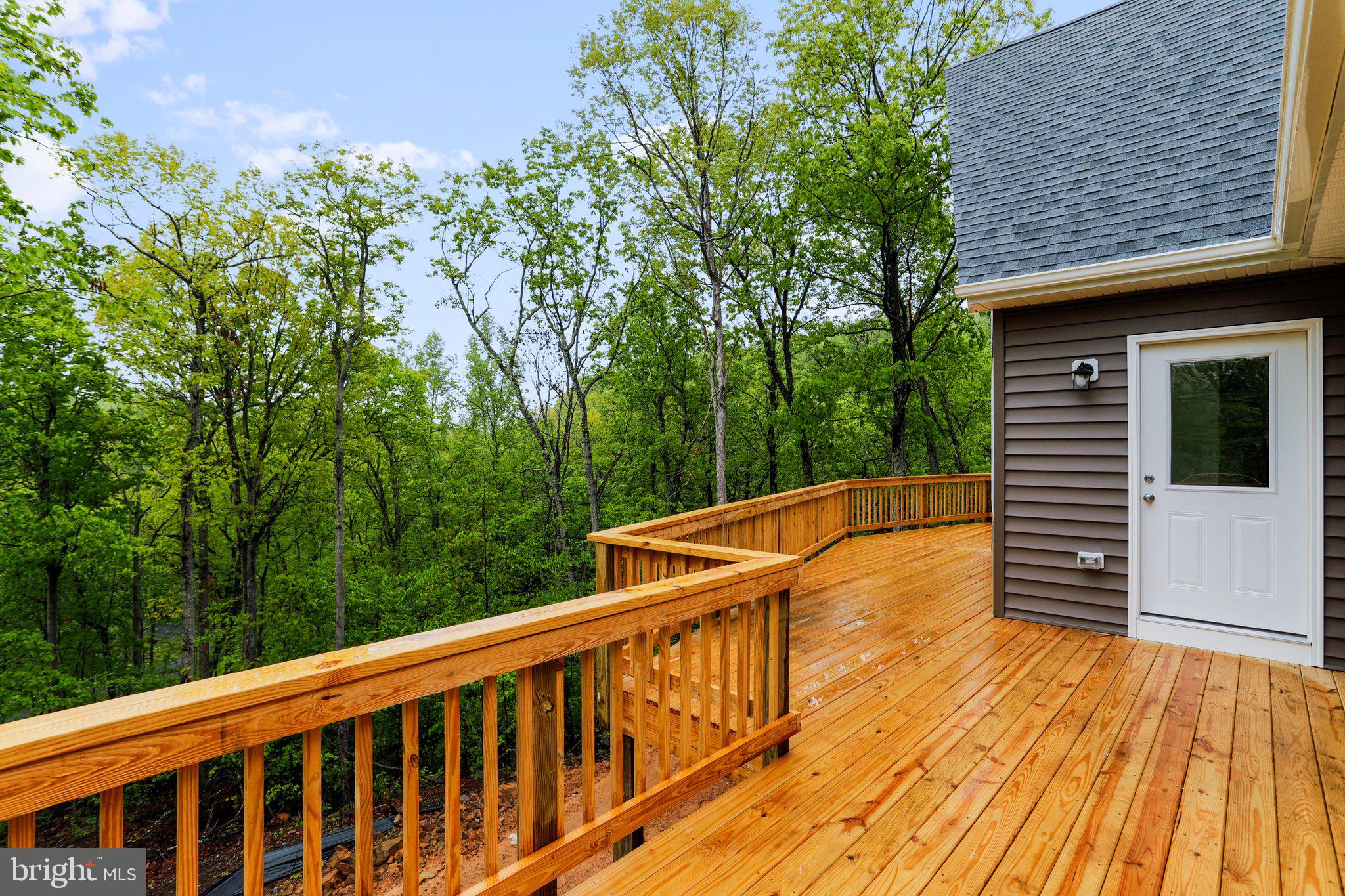 Drummer Hill Front Royal, VA 22630 - Photo 47 of 74 deck