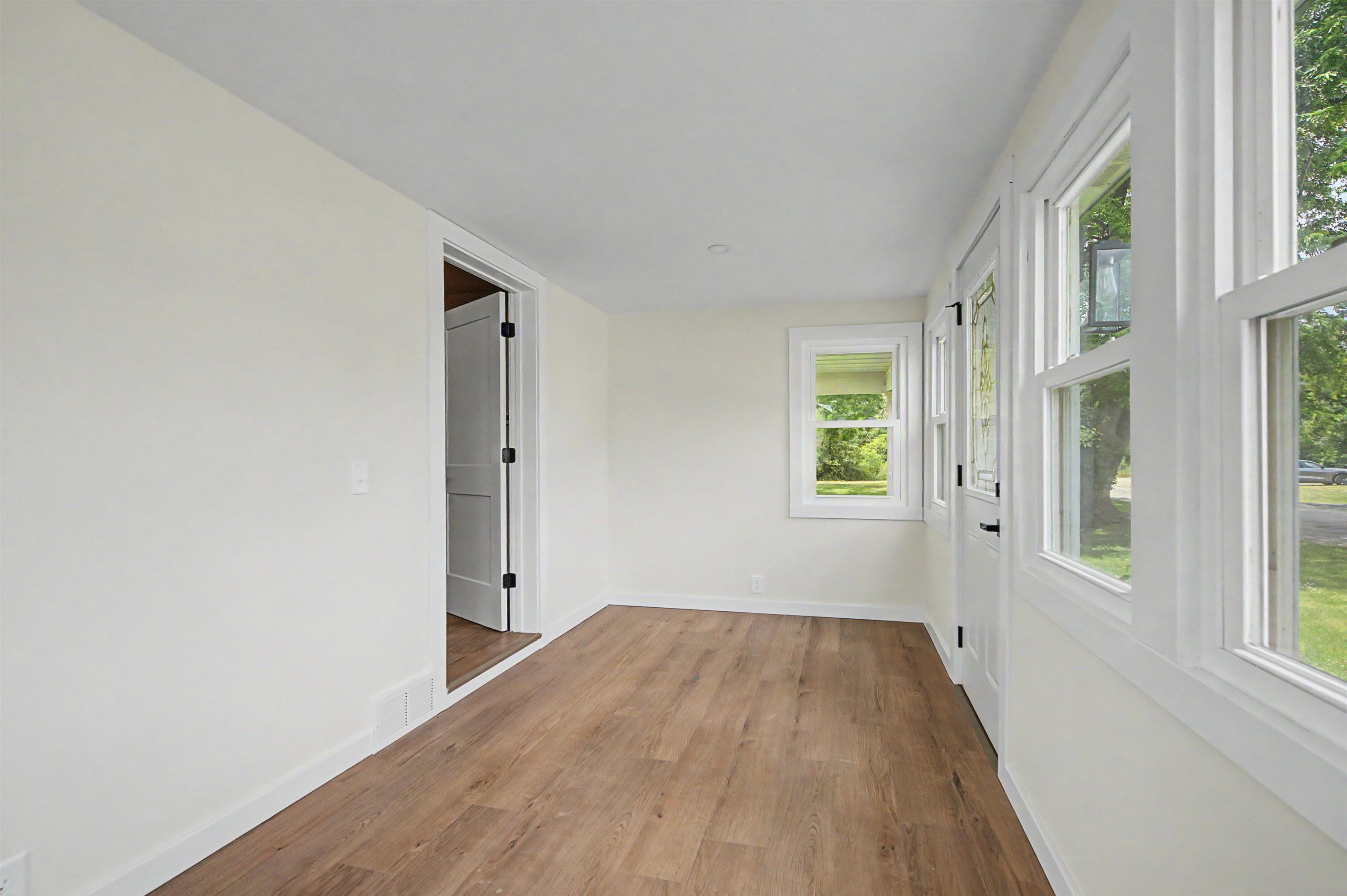 3018 West Beaver Road Freeport, IL 61032 - Photo 10 of 31