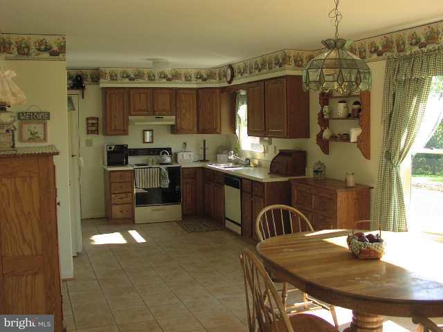 414 St Bartholomew Road Hanover, PA 17331 - Photo 2 of 7