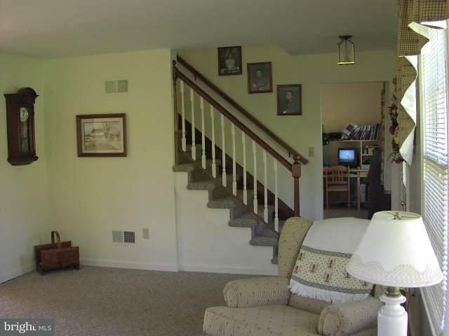 414 St Bartholomew Road Hanover, PA 17331 - Photo 3 of 7