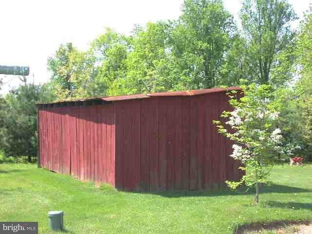 414 St Bartholomew Road Hanover, PA 17331 - Photo 5 of 7