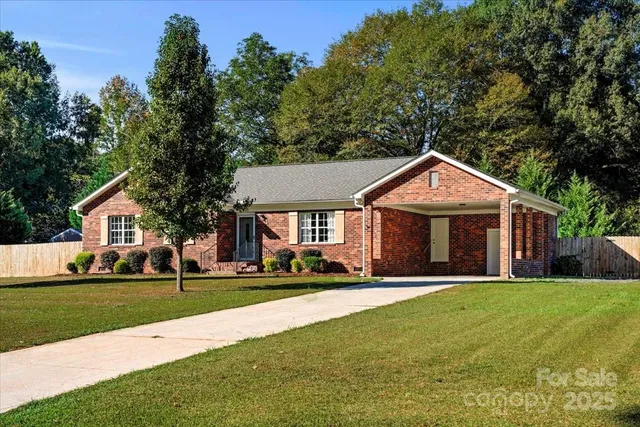 $449,000 | 11001 South Hampton Drive, Mint Hill, NC 28227