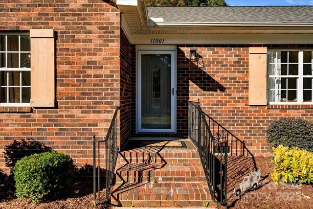 $449,000 | 11001 South Hampton Drive, Mint Hill, NC 28227