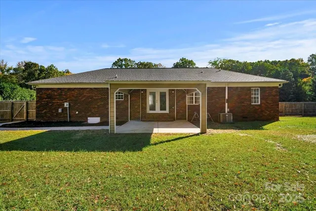 $449,000 | 11001 South Hampton Drive, Mint Hill, NC 28227