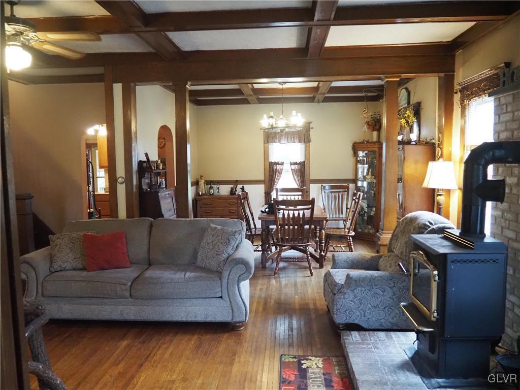 404 Richmond Road Bangor, PA 18013 - Photo 5 of 39 Gallery Image 5