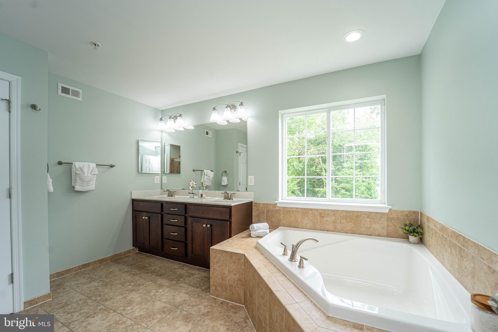 8676 Pine Road Jessup, MD 20794 - Photo 32 of 65 Gallery Image 32