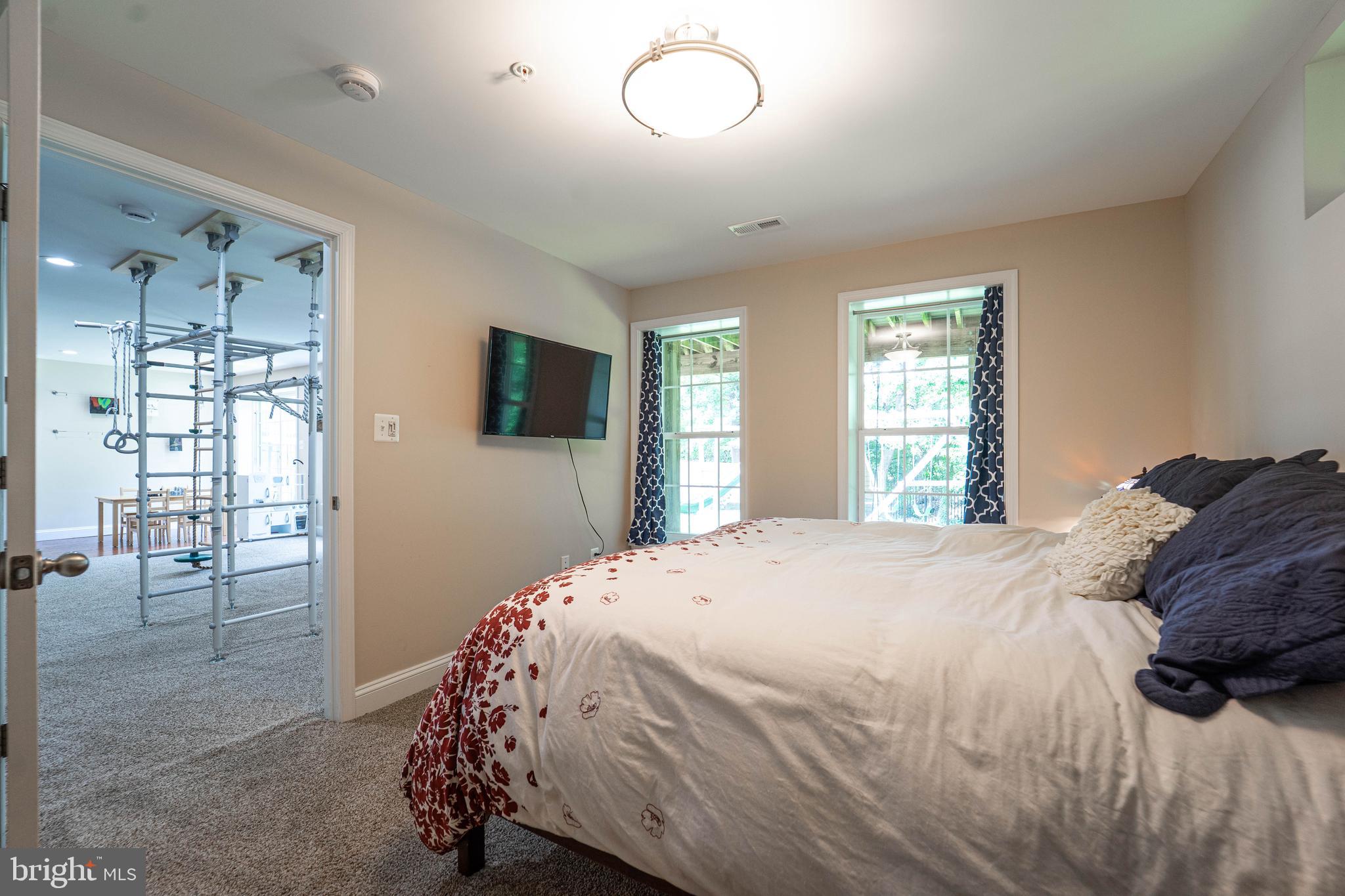 8676 Pine Road Jessup, MD 20794 - Photo 51 of 65 Gallery Image 51