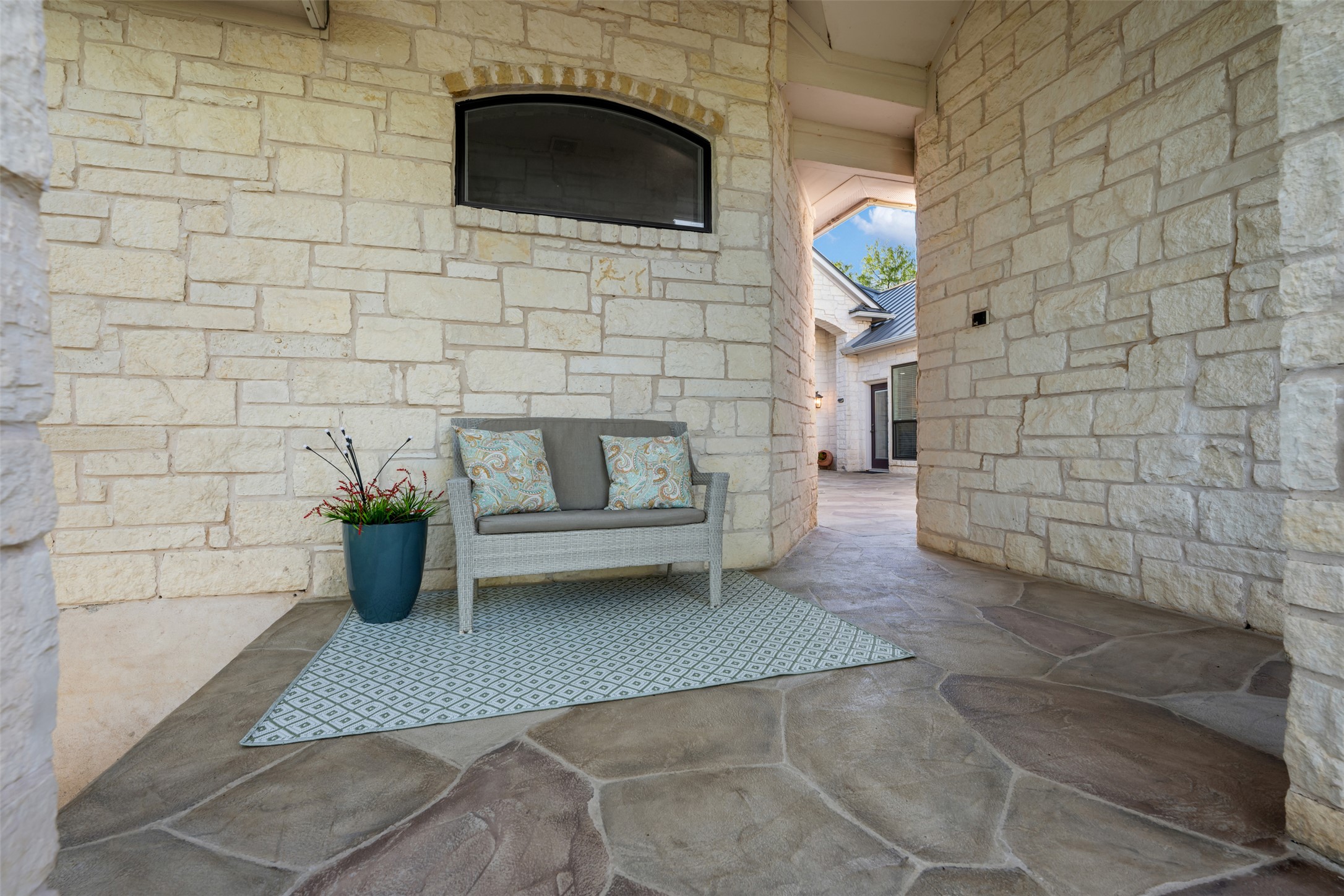 181 Whitney Run Buda, TX 78610 - Photo 6 of 40 Welcoming covered front porch