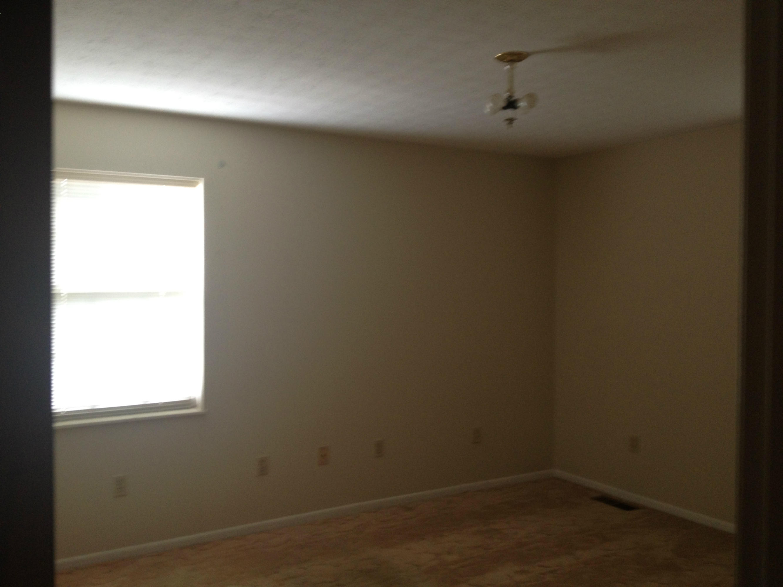 219 East Raccoon Valley Drive Heiskell, TN 37754 - Photo 14 of 21 r14