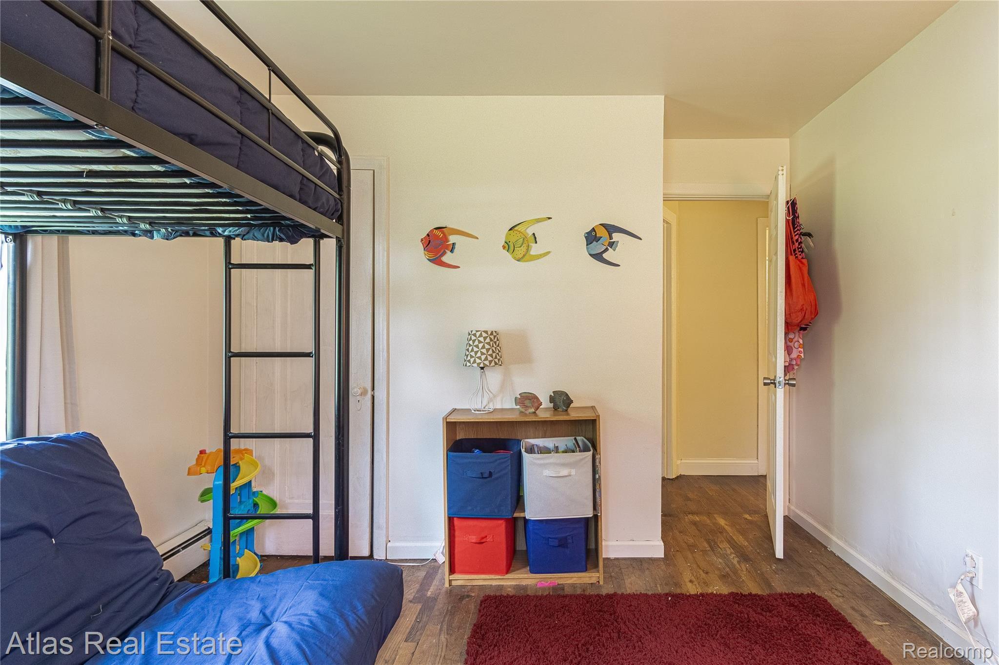 4333 Howe Road Grand Blanc, MI 48439 - Photo 41 of 42 Interiors (29 of 31).jpg