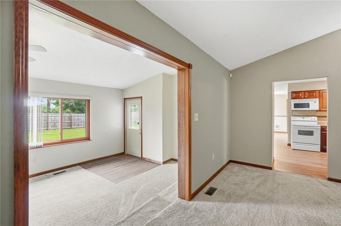 1700 West Sparrow Road Springfield, OH 45502 - Photo 31 of 66