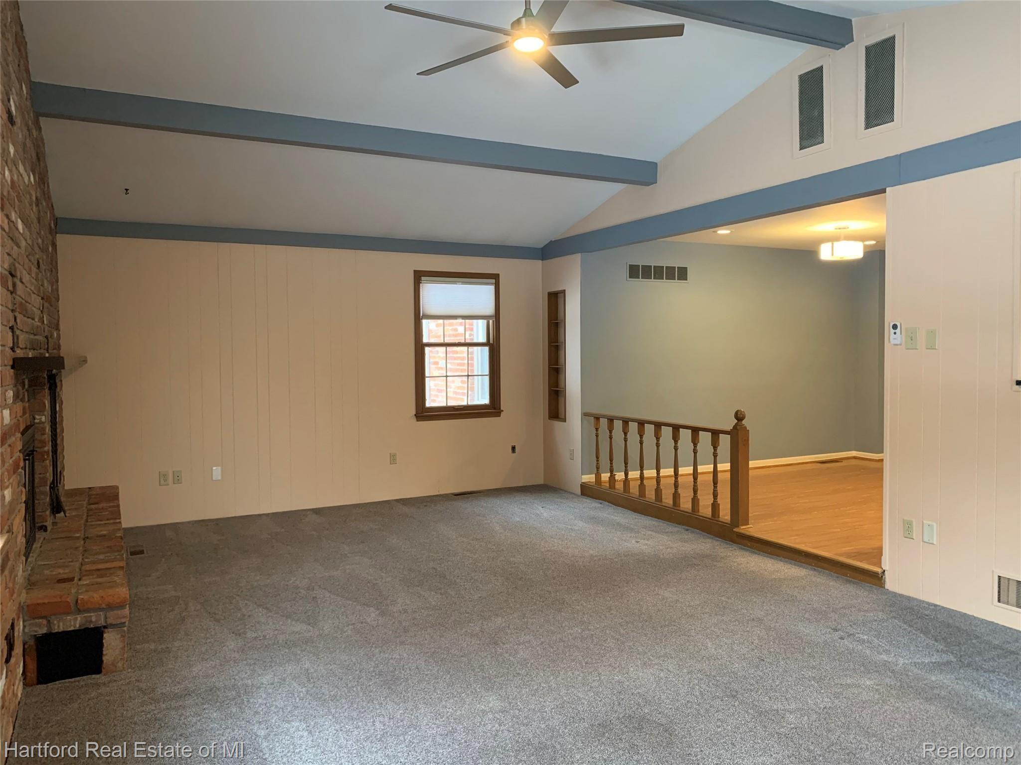 23895 Gill Road Farmington, MI 48335 - Photo 9 of 41 Great room