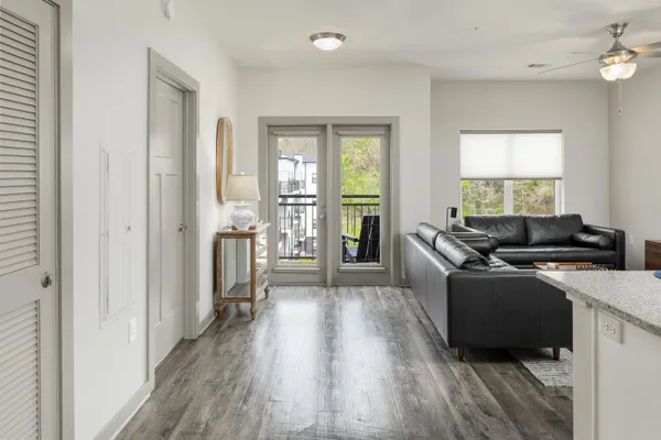 $275,000 | 782 Riverfront Parkway, Unit 419, Chattanooga, TN 37402