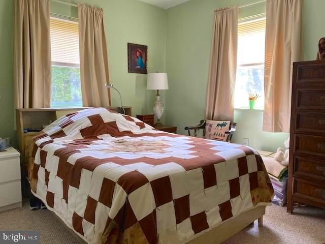 506 Lockheed Avenue Reading, PA 19601 - Photo 16 of 22 1st fl main bedroom