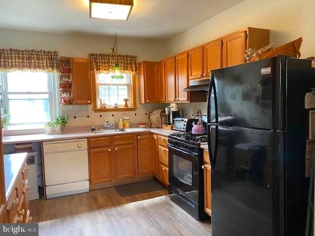 506 Lockheed Avenue Reading, PA 19601 - Photo 10 of 22 Kitchen