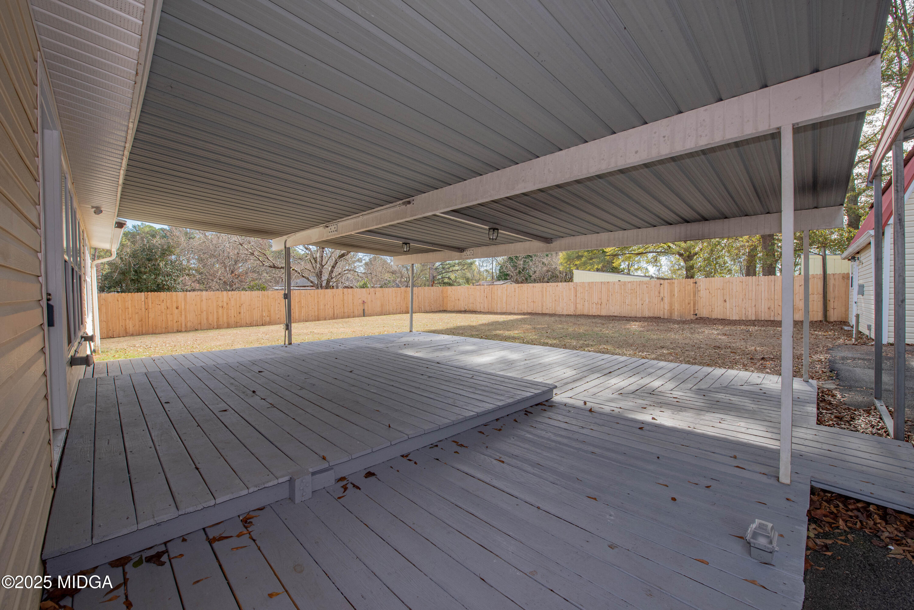 9 Friar Tuck Road Reynolds, GA 31076 - Photo 10 of 48 a view of a backyard