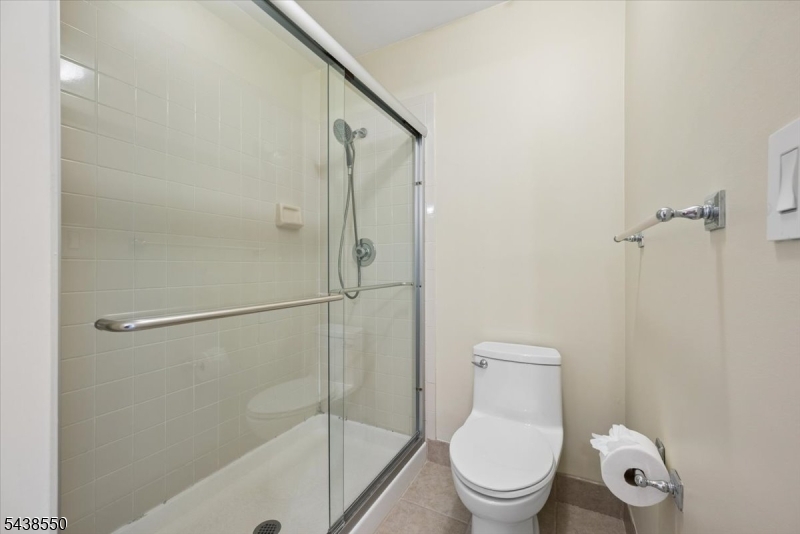 40 Ray Court Bedminster, NJ 07921 - Photo 23 of 25