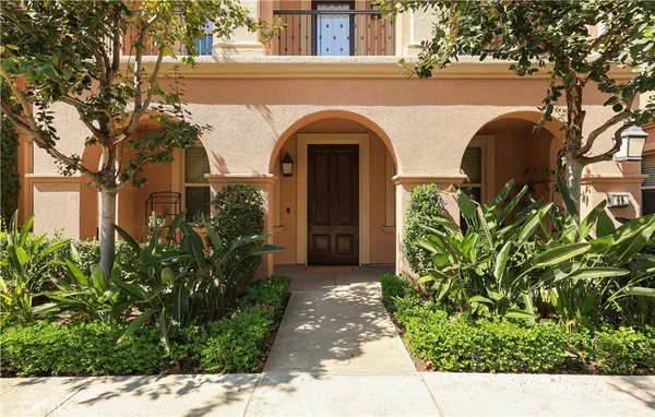 $899,999 | 89 Mayfair, Irvine, CA 92620