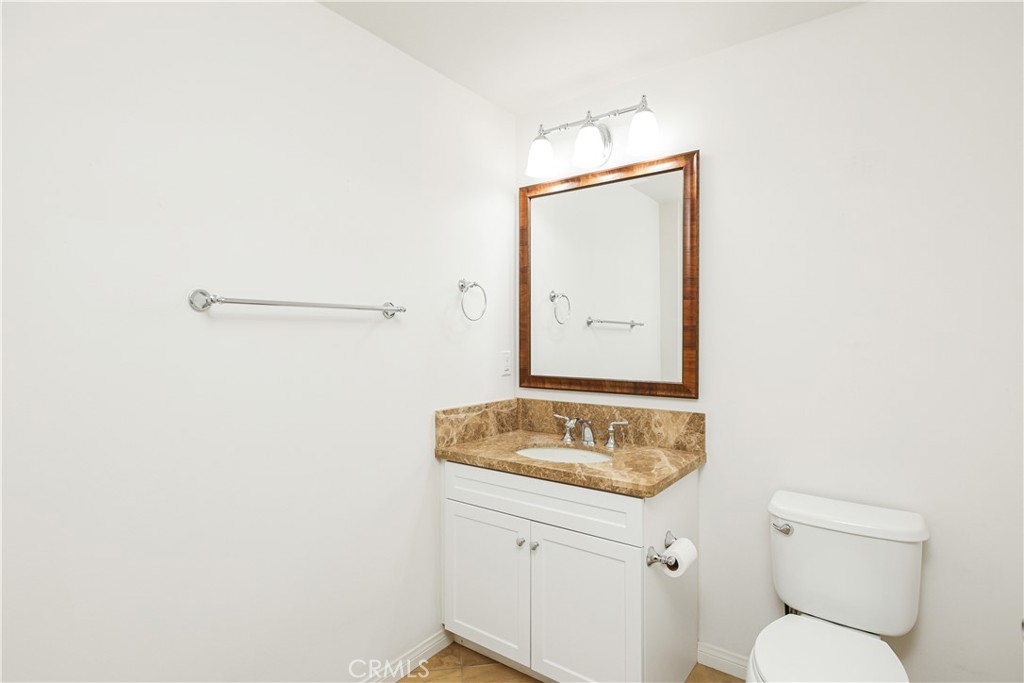89 Mayfair Irvine, CA 92620 - Photo 12 of 34 Guest powder room