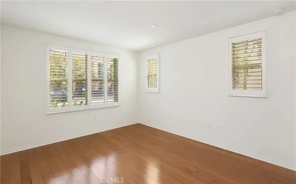 $899,999 | 89 Mayfair, Irvine, CA 92620