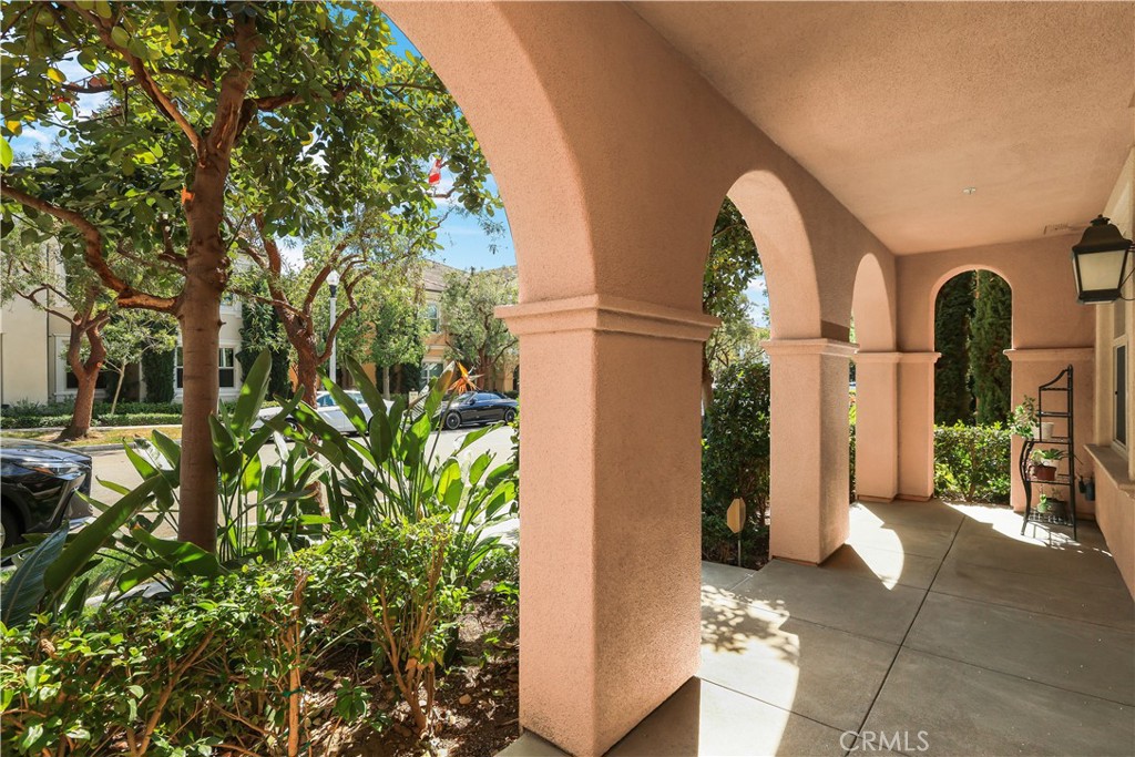 89 Mayfair Irvine, CA 92620 - Photo 28 of 34 Private front porch
