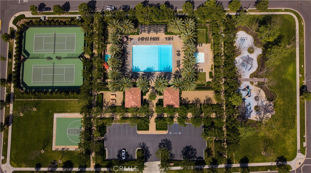 89 Mayfair Irvine, CA 92620 - Photo 31 of 34 Community tennis courts and swimming pool