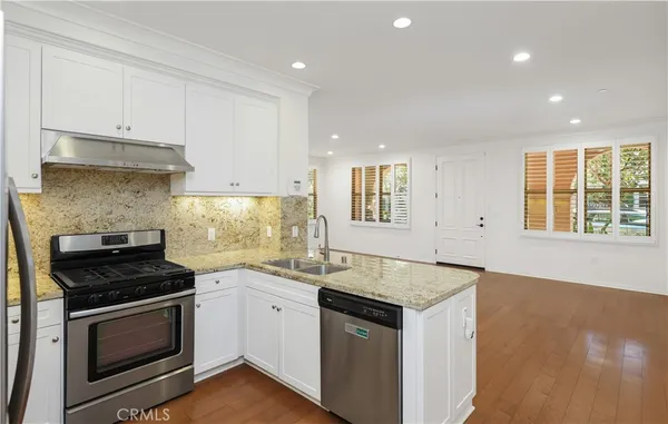 $899,999 | 89 Mayfair, Irvine, CA 92620