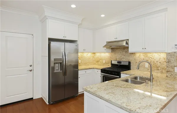 $899,999 | 89 Mayfair, Irvine, CA 92620