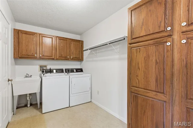 $230,000 | 1954 San Fernando Court, Rolla, MO 65401