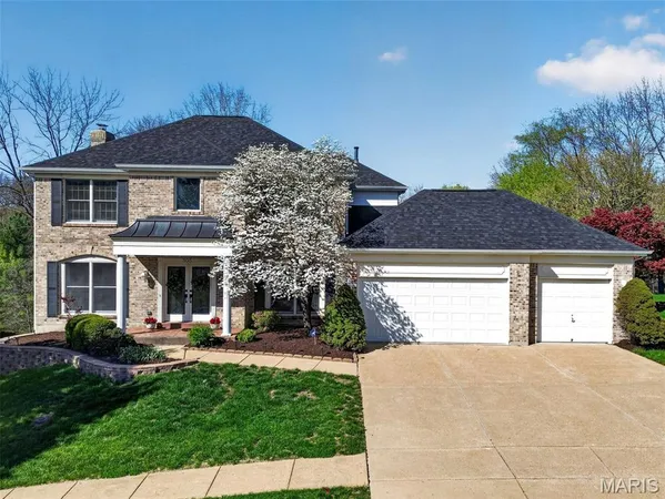 $700,000 | 305 Berry Brook Court, Wildwood, MO 63011