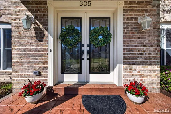 $700,000 | 305 Berry Brook Court, Wildwood, MO 63011