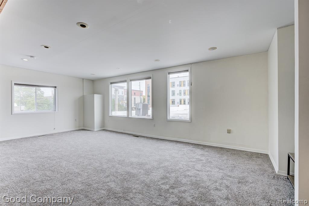 522 East 9 Mile Road, Unit 526 Ferndale, MI 48220 - Photo 4 of 27