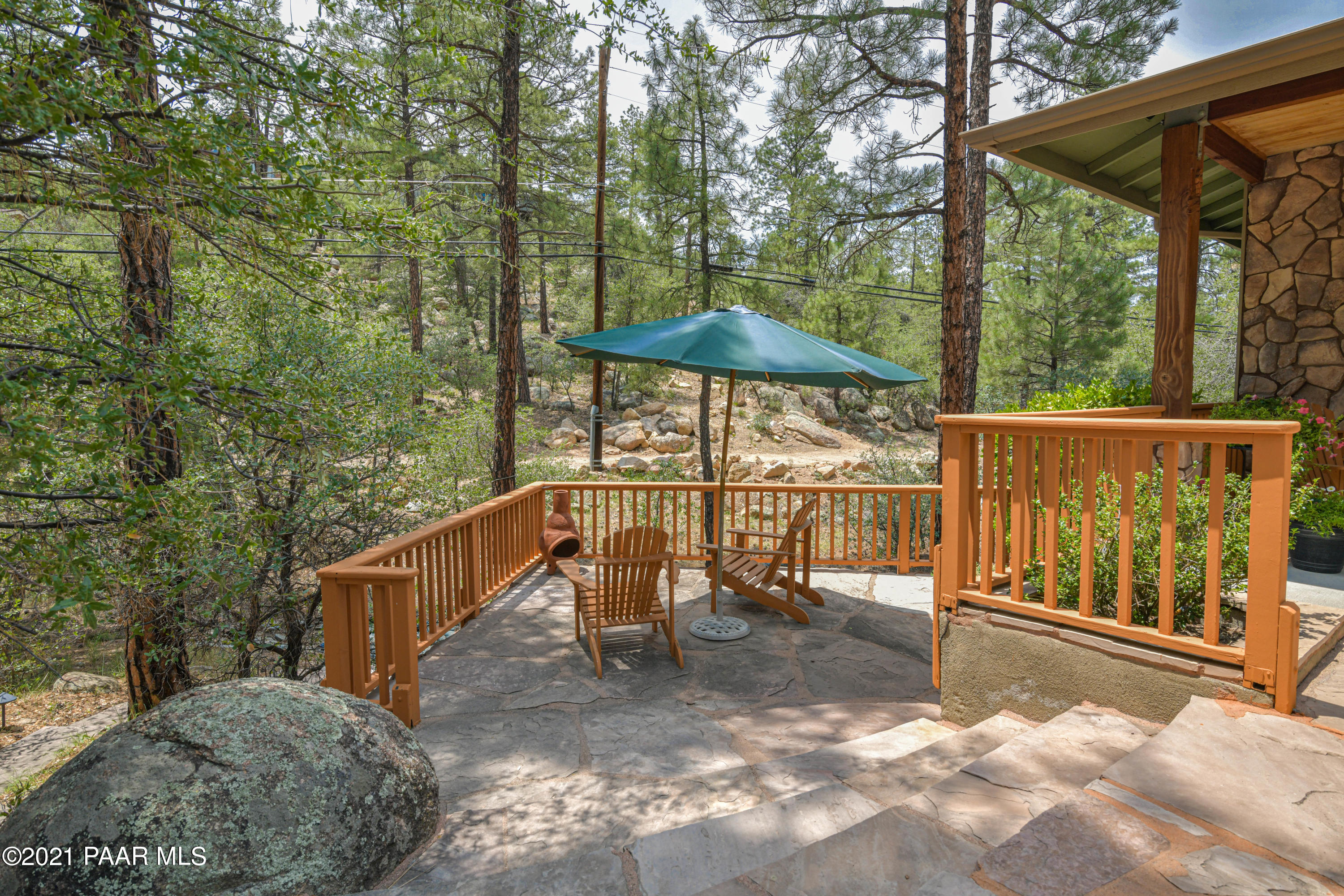 Front yard side patio
