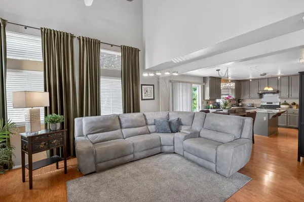 $627,000 | 3025 Turnbuckle Circle, Elk Grove, CA 95758